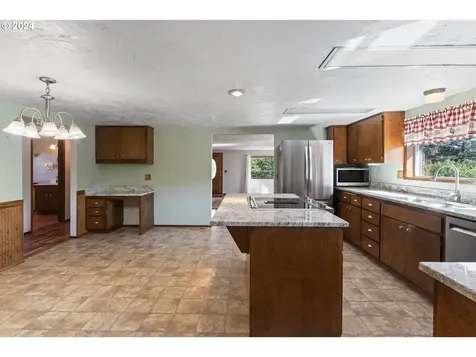 81640 Lost Valley Lane Dexter OR 97431
