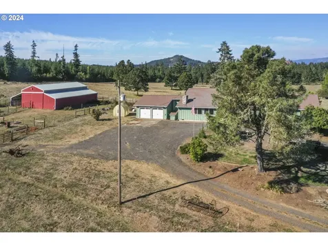 81640 Lost Valley Lane Dexter OR 97431
