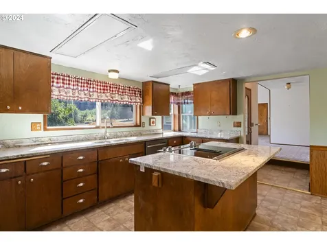 81640 Lost Valley Lane Dexter OR 97431