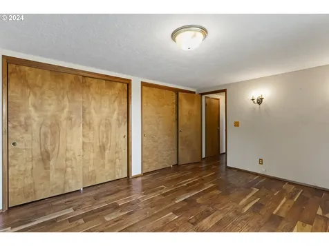 81640 Lost Valley Lane Dexter OR 97431