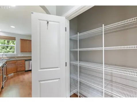 5281 J Street Washougal WA 98671