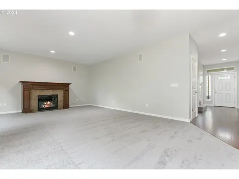 5281 J Street Washougal WA 98671