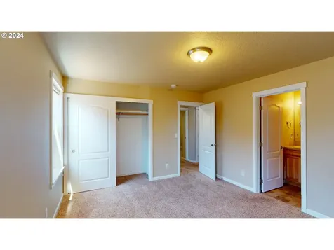 75 Camellia Drive Lebanon OR 97355