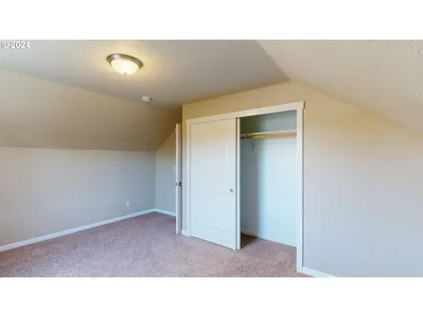 75 Camellia Drive Lebanon OR 97355