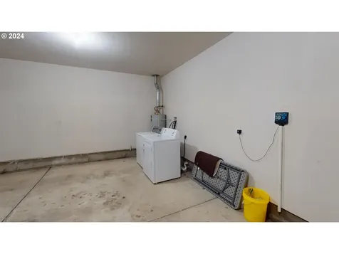 75 Camellia Drive Lebanon OR 97355