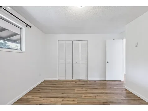 611 Crestview Drive Reedsport OR 97467
