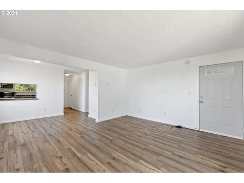 611 Crestview Drive Reedsport OR 97467