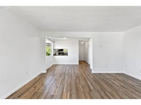 611 Crestview Drive Reedsport OR 97467