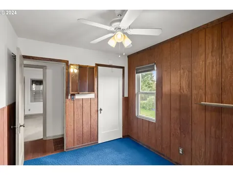 3592 SE Gladstone Street Portland OR 97202