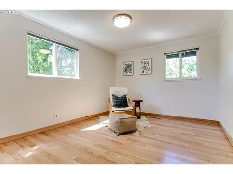 2272 Ridgeway Drive Eugene OR 97401