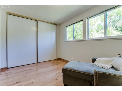 2272 Ridgeway Drive Eugene OR 97401
