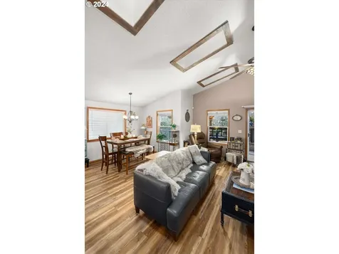 38837 Sawyer Street Sandy OR 97055