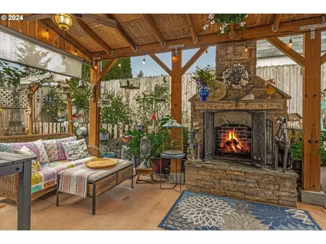 38837 Sawyer Street Sandy OR 97055