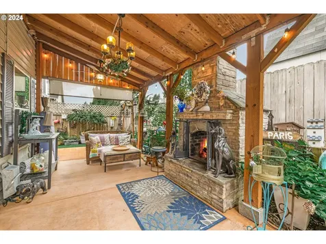 38837 Sawyer Street Sandy OR 97055