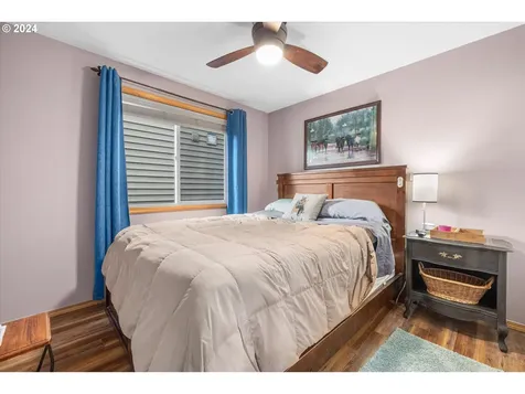 38837 Sawyer Street Sandy OR 97055