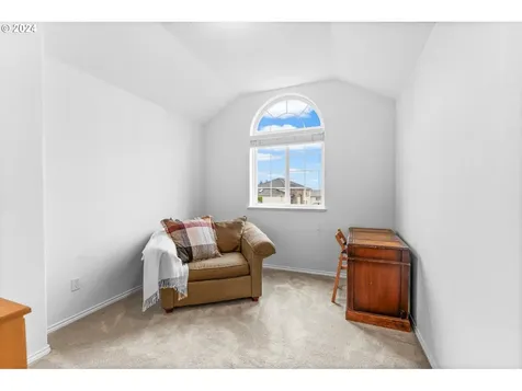 16412 SE Meadowland Court Portland OR 97236