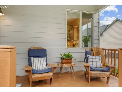 16412 SE Meadowland Court Portland OR 97236