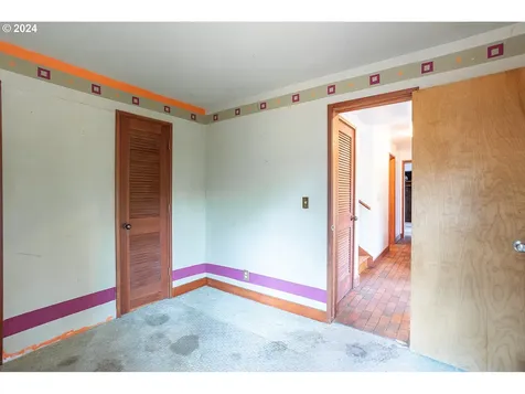 1425 E 43rd Avenue Eugene OR 97405