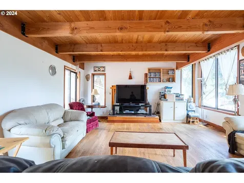 1425 E 43rd Avenue Eugene OR 97405