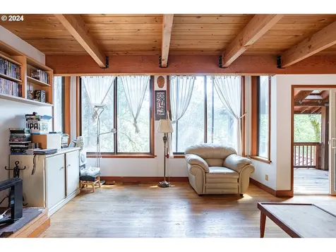 1425 E 43rd Avenue Eugene OR 97405