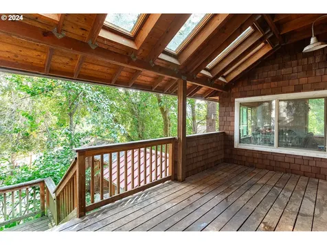 1425 E 43rd Avenue Eugene OR 97405