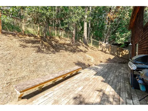 1425 E 43rd Avenue Eugene OR 97405