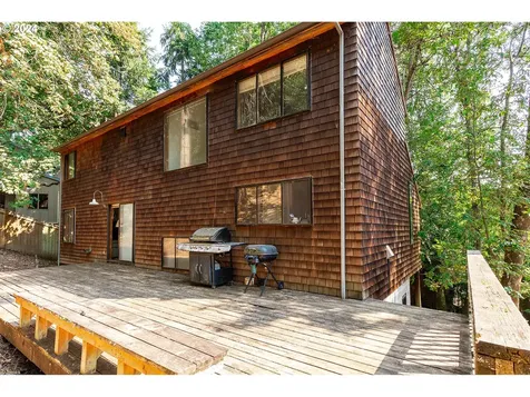 1425 E 43rd Avenue Eugene OR 97405