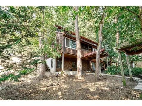 1425 E 43rd Avenue Eugene OR 97405