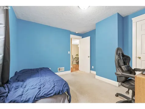 8335 N Delaware Avenue Portland OR 97217