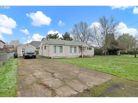 299 River Loop 1 Eugene OR 97404