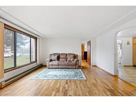 299 River Loop 1 Eugene OR 97404