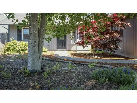 1206 Yew Court Florence OR 97439