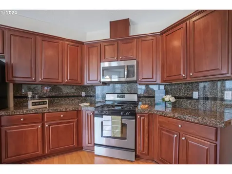 9916 Ne 104th Street Vancouver WA 98662
