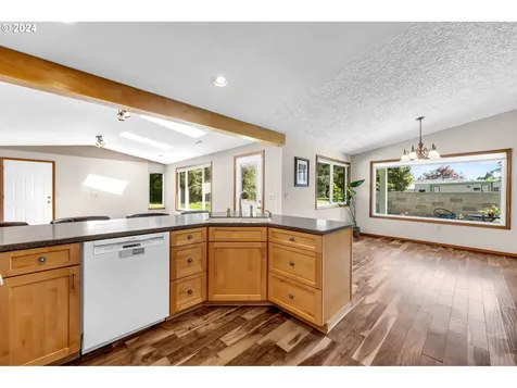 1009 Se 271st Avenue Camas WA 98607