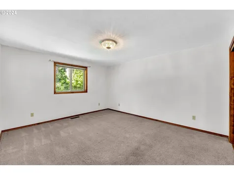 1009 Se 271st Avenue Camas WA 98607