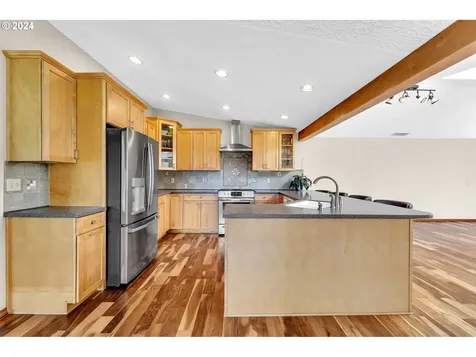 1009 Se 271st Avenue Camas WA 98607