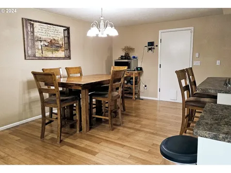 550 Baldwin Avenue Ne Salem OR 97301