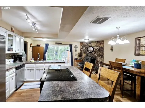 550 Baldwin Avenue Ne Salem OR 97301