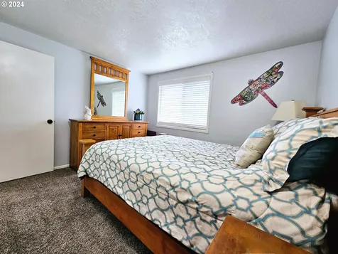550 Baldwin Avenue Ne Salem OR 97301