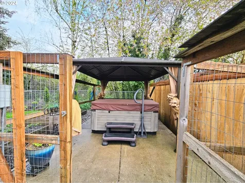 550 Baldwin Avenue Ne Salem OR 97301