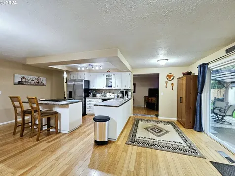 550 Baldwin Avenue Ne Salem OR 97301
