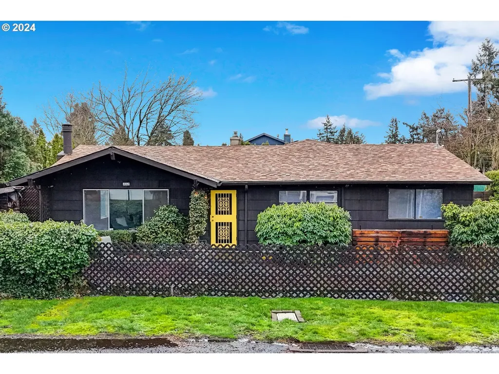 7012 Se Ogden Street Portland OR 97206