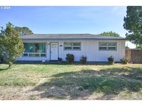 3417 W 8th Street The Dalles OR 97058