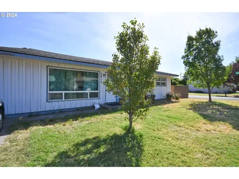 3417 W 8th Street The Dalles OR 97058
