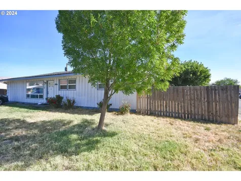 3417 W 8th Street The Dalles OR 97058