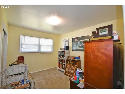 3417 W 8th Street The Dalles OR 97058