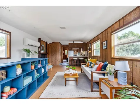 3709 Ne Simpson Street Portland OR 97211