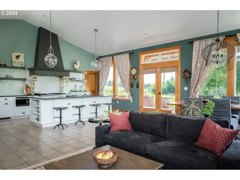 28009 Nw Dorland Road North Plains OR 97133