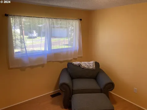 15504 Se Rhone Court Portland OR 97236