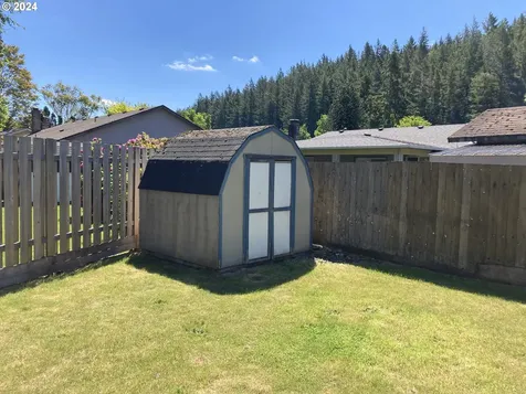 15504 Se Rhone Court Portland OR 97236